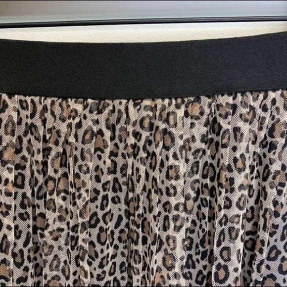A New Day  / Animal Print Skirt Size-S - Picture 6 of 7